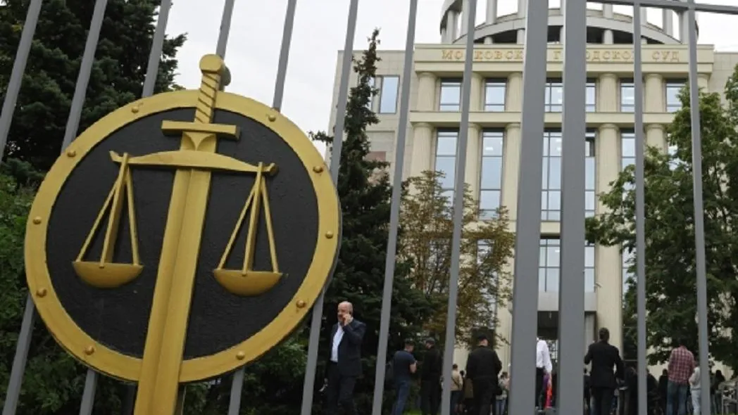 Прокурор попросил лишить Овсянникову свободы на 9,5 лет за ложную информацию о российской армии