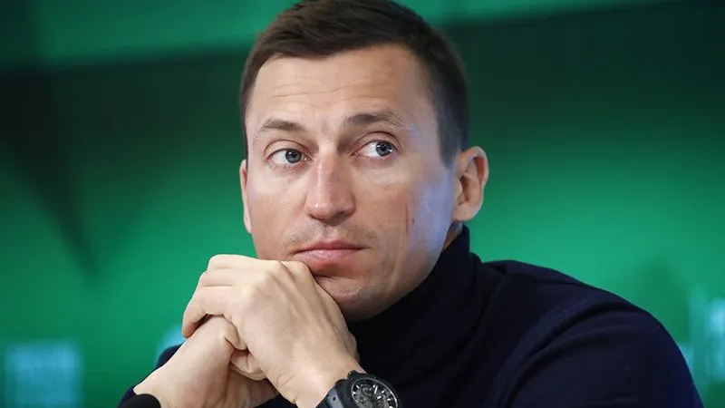 Александр Легков: «Нашу страну по-идиотски выбрасывают из мирового биатлона»