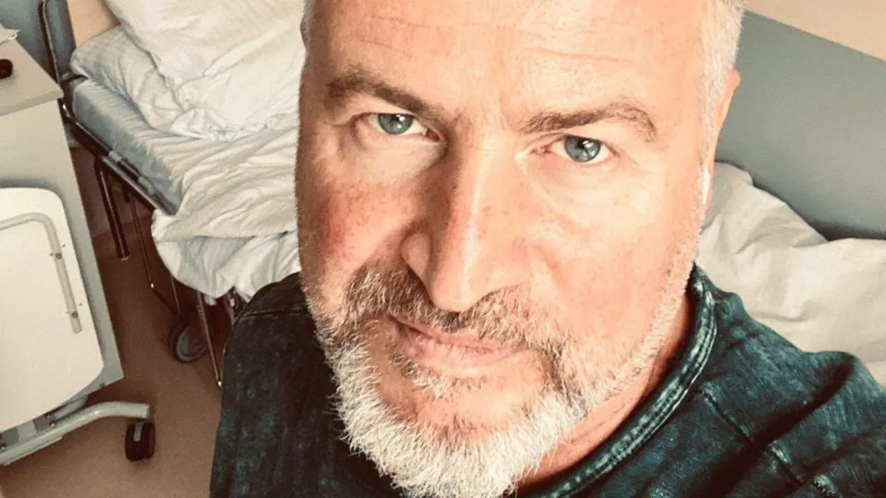 Агутин засудил блогера из Тулы, обвинившего его в «программировании» людей хитом