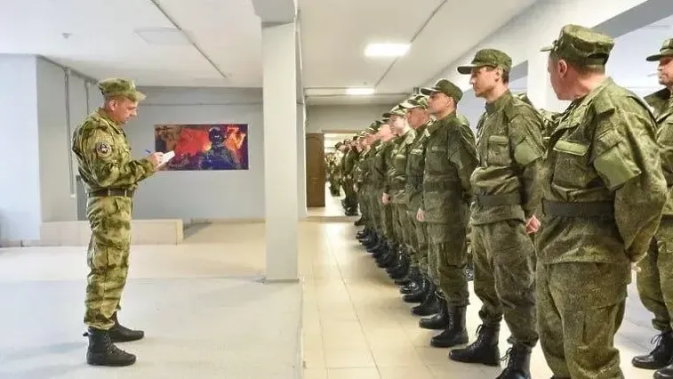 Десять дней осталось до окончания формирования элитного полка в Подмосковье