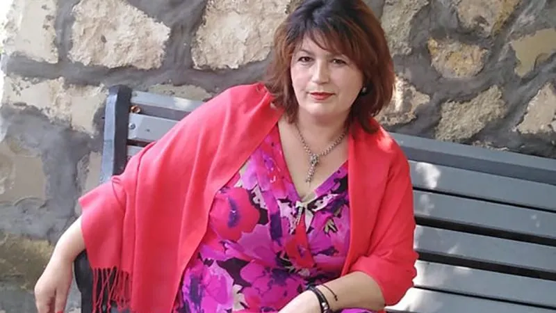 «Мечтаю обнять сестру и брата»: женщина, удочерённая парой из Грузии, разыскивает родных в Московской области