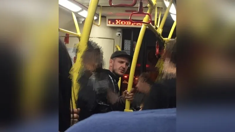 Кондуктор ударил по лицу женщину в Долгопрудном за съемку видео