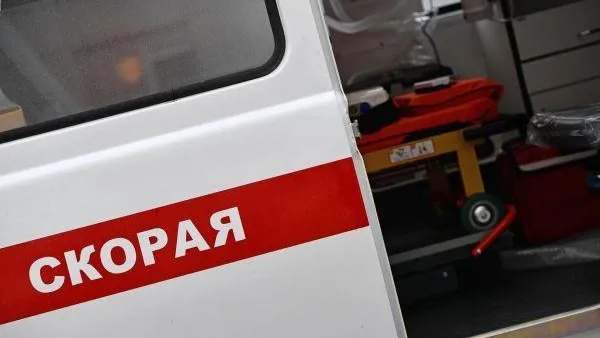 Мужчина выпал из окна четвертого этажа в Химках