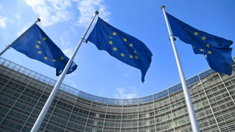 Десятый пакет санкций ЕС затронет более 120 граждан и организаций России