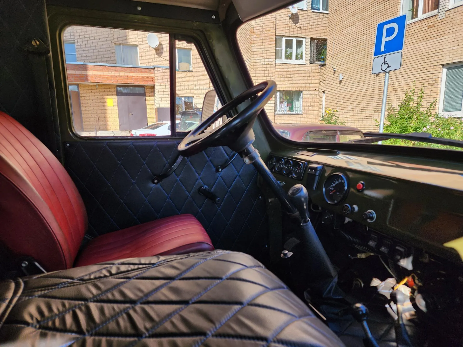 Фото: Андрей Семибратов