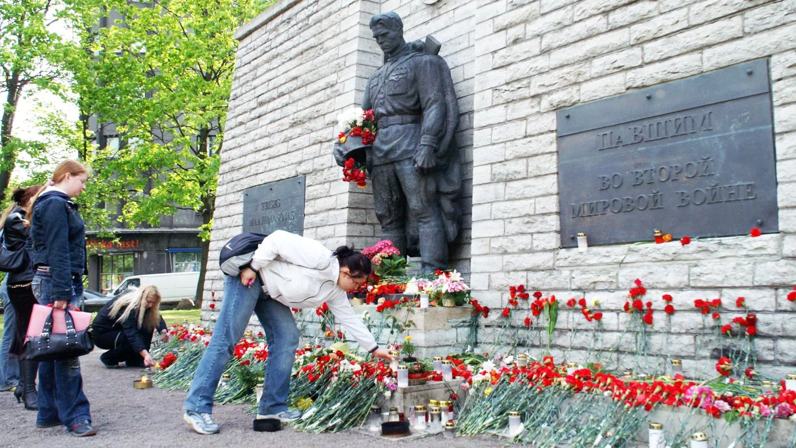 Памятник советским солдатам, погибшим при освобождении Прибалтики от немецких захватчиков во время Второй мировой войны. Sergei Stepanov