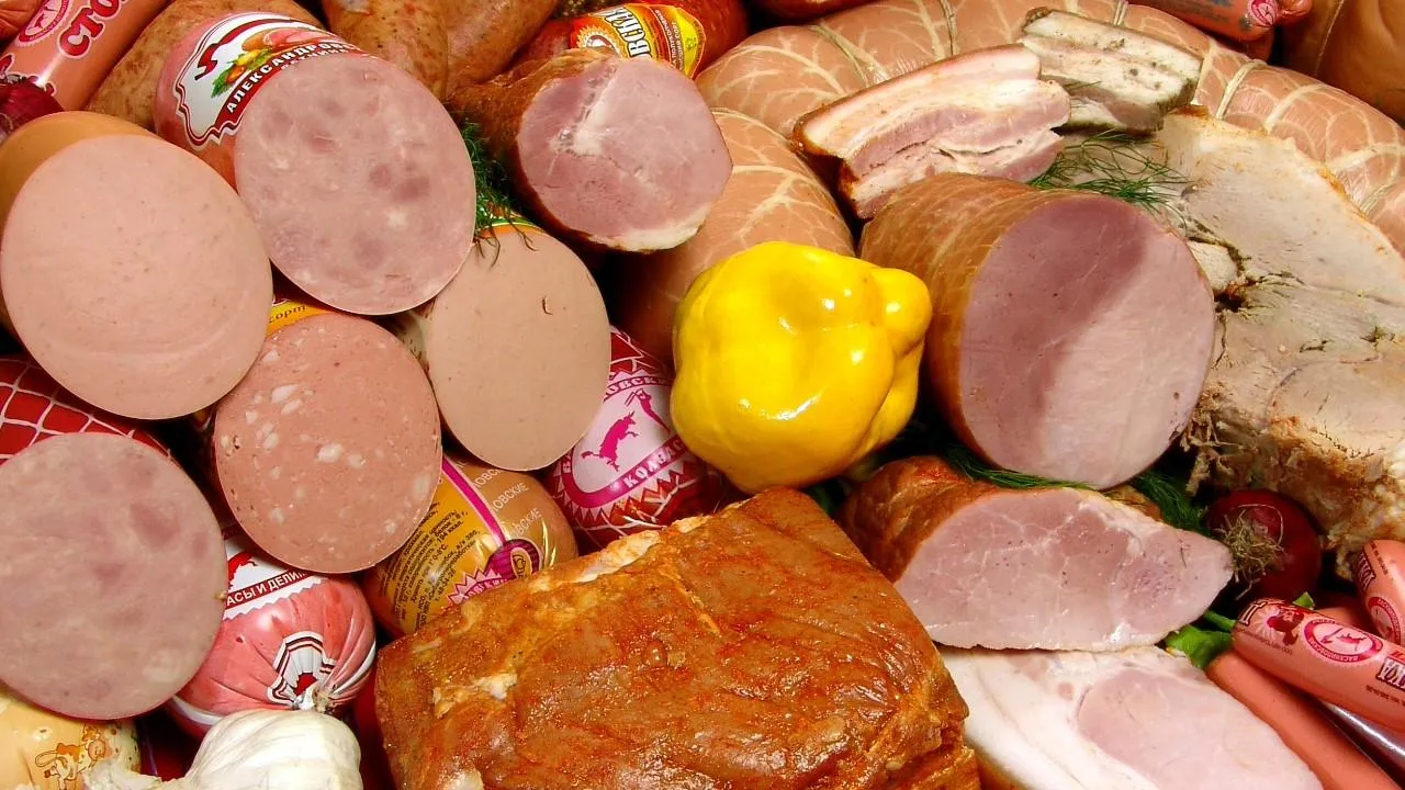 В Петербурге один из крупнейших производителей колбас подал иск о банкротстве