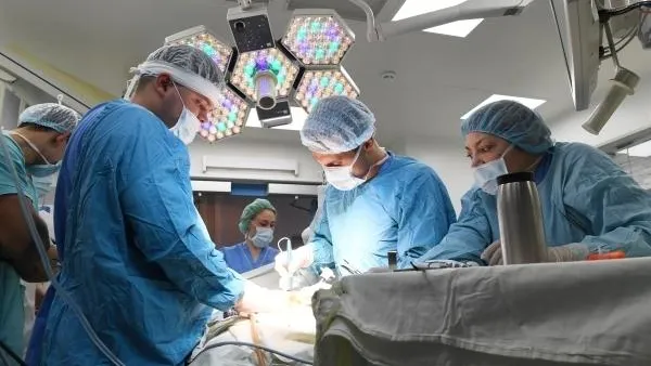 Подмосковные врачи удалили гигантскую кисту и сохранили пациентке беременность