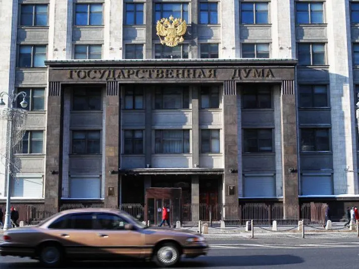 В Госдуме объяснили, зачем блогеру Чекалиной запретили пользоваться интернетом