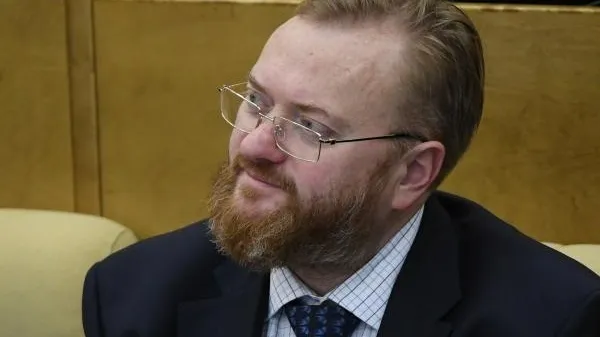 Милонов: аристократов, которые по утрам пьют шампанское, не так уж много