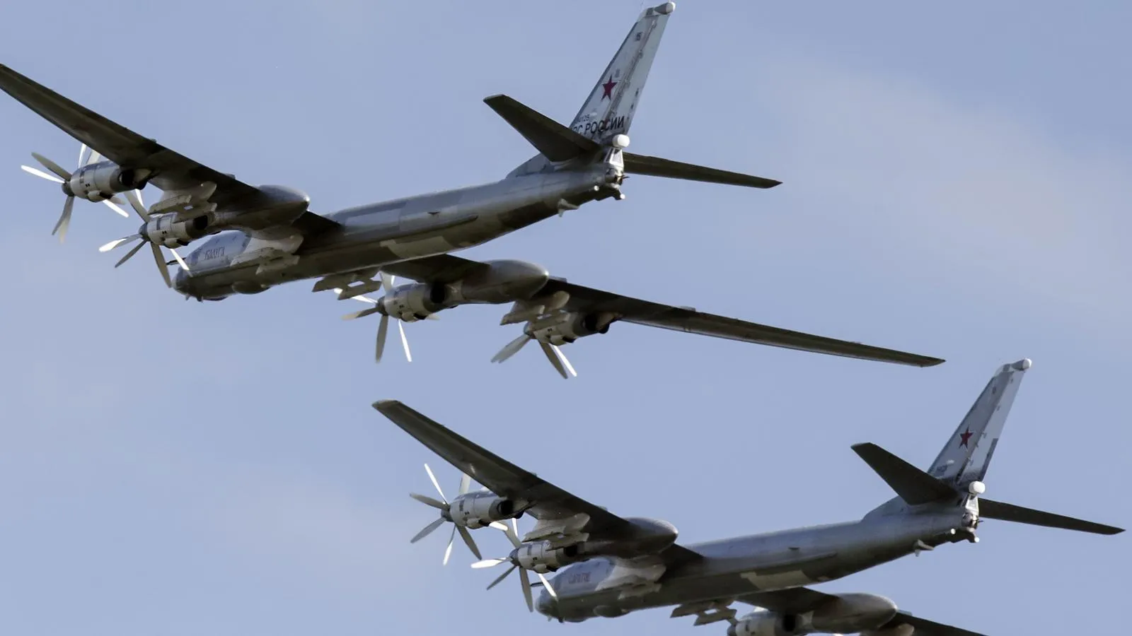 Турбовинтовой стратегический бомбардировщик-ракетоносец Ту-95. Leonid Faerberg