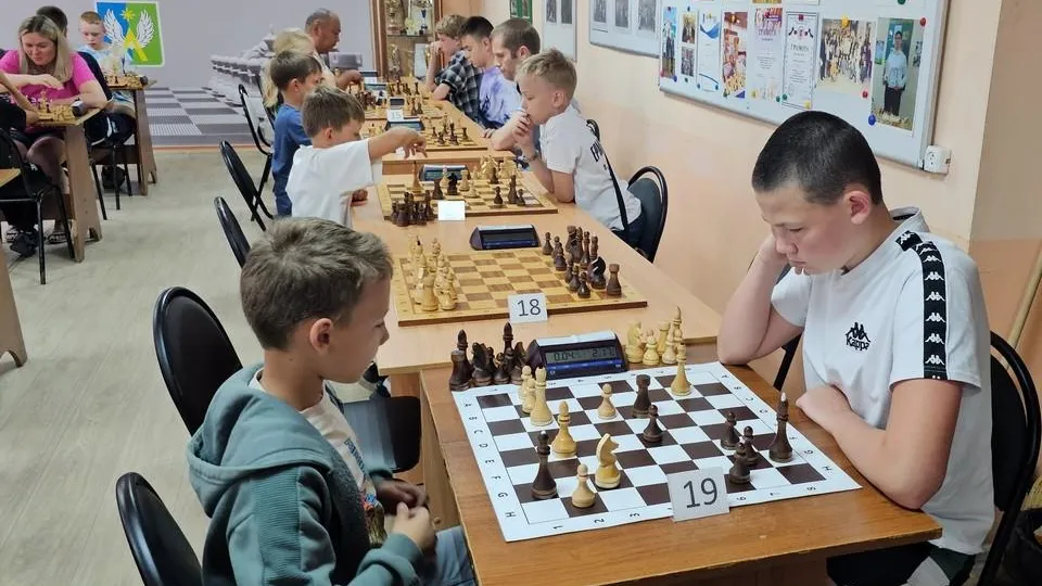 Александр Дрожжин