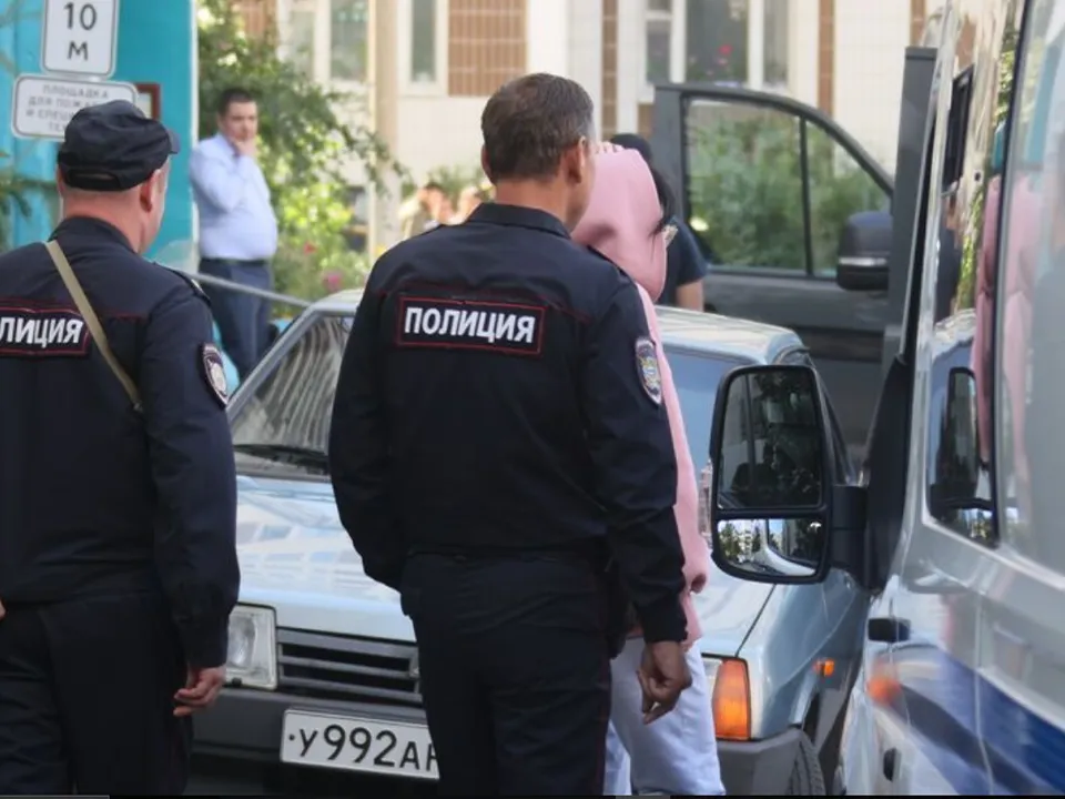 Свидетель рассказал, почему в сексуальном насилии над школьницами Новосибирска заподозрили мигранта