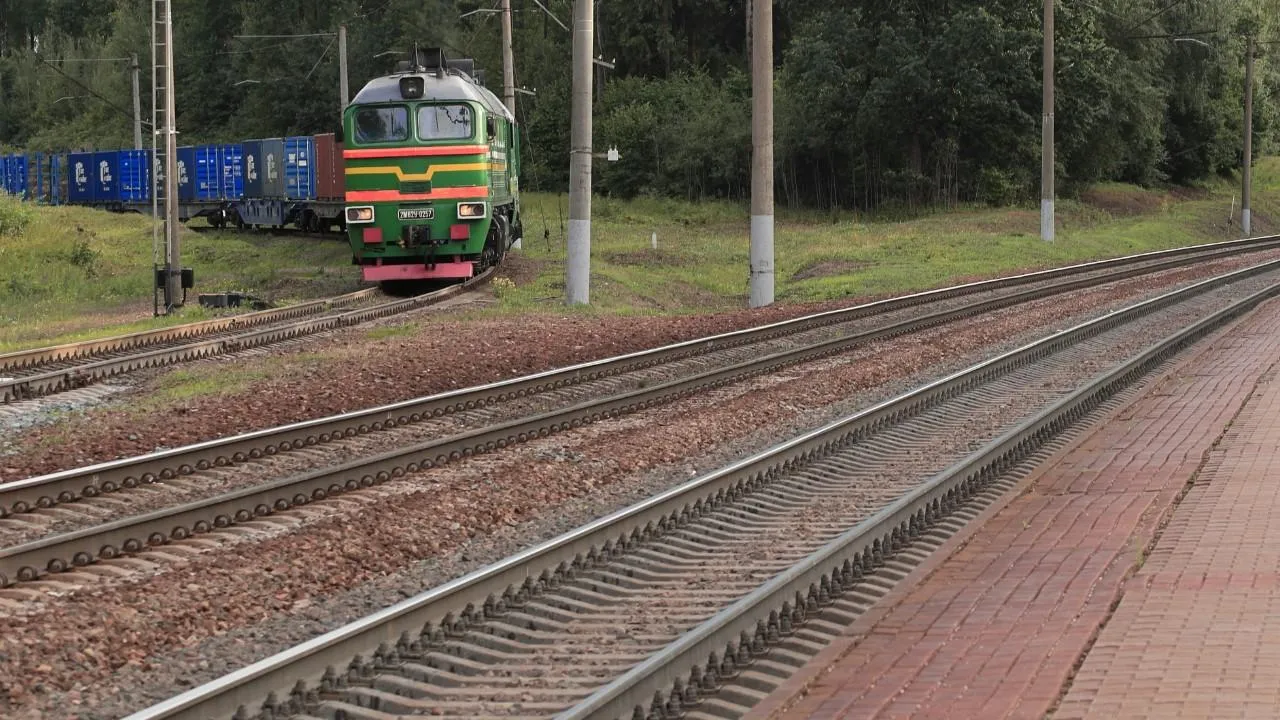 Двоих россиян обвиняют в теракте на железной дороге в пользу ГУР Украины