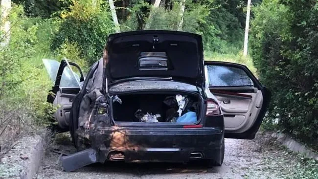 В Харькове взорвали автомобиль директора фармацевтической компании