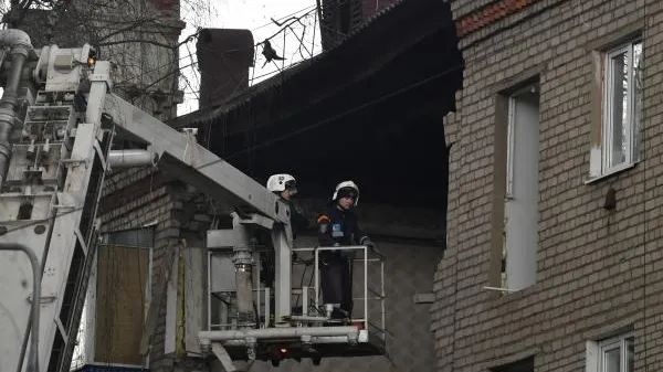 В поврежденном от взрыва газа доме в Орехово-Зуеве начался демонтаж кровли