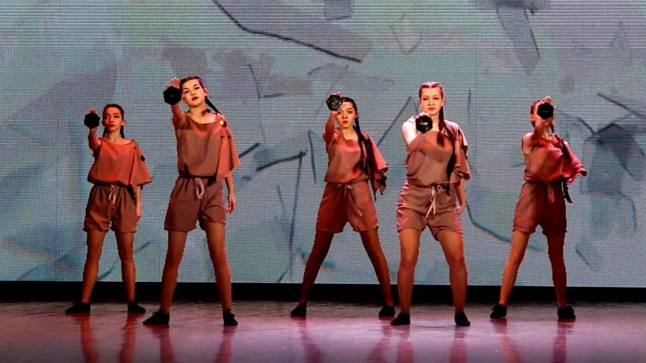 vk.com/Молодежный центр "Маяк"