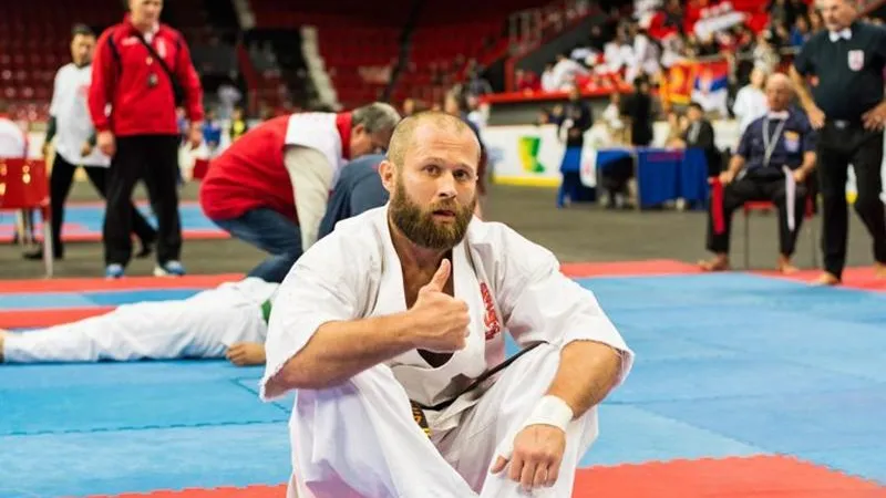 Физрук школы в Одинцово выиграл чемпионат России по каратэ 