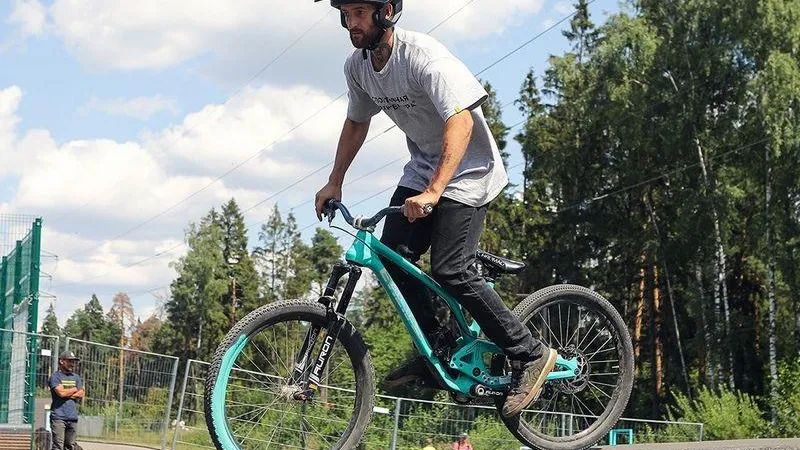 Скейт-парк и памп-трек открылись в Балашихе