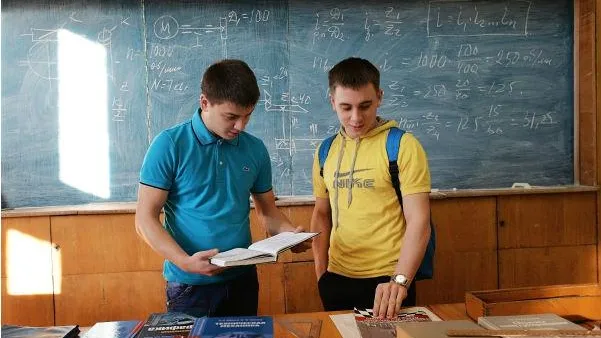 Около 65% выпускников колледжей МО берут на работу – министр