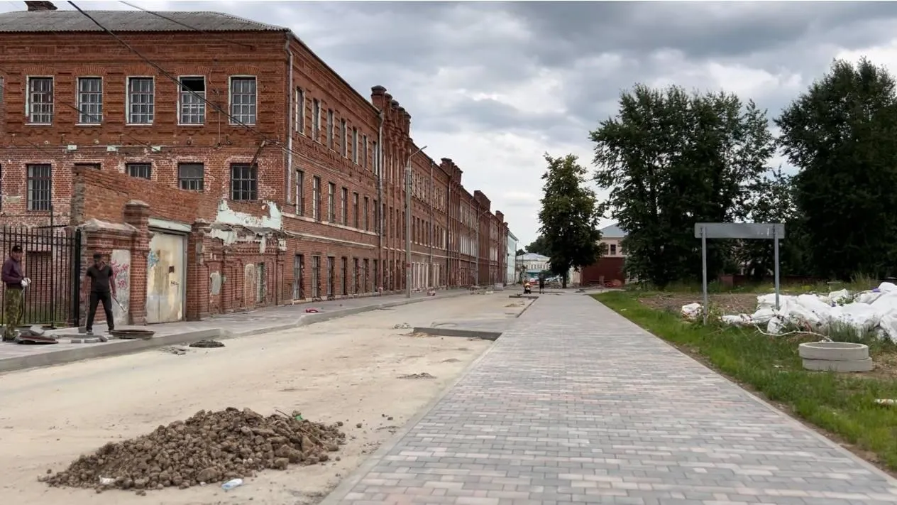 У арт-квартала «Патефонка» в Коломне обустраивают новые дороги