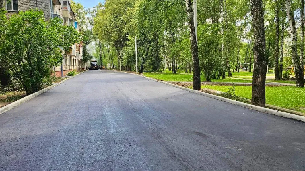 Почти 30 процентов работ по благоустройству дворов уже выполнили в Подмосковье