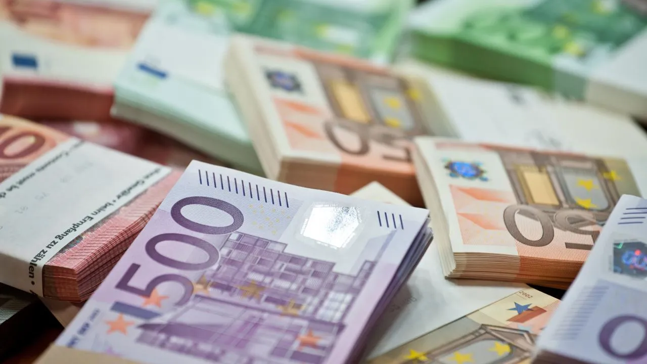 istockphoto.com/darkojow