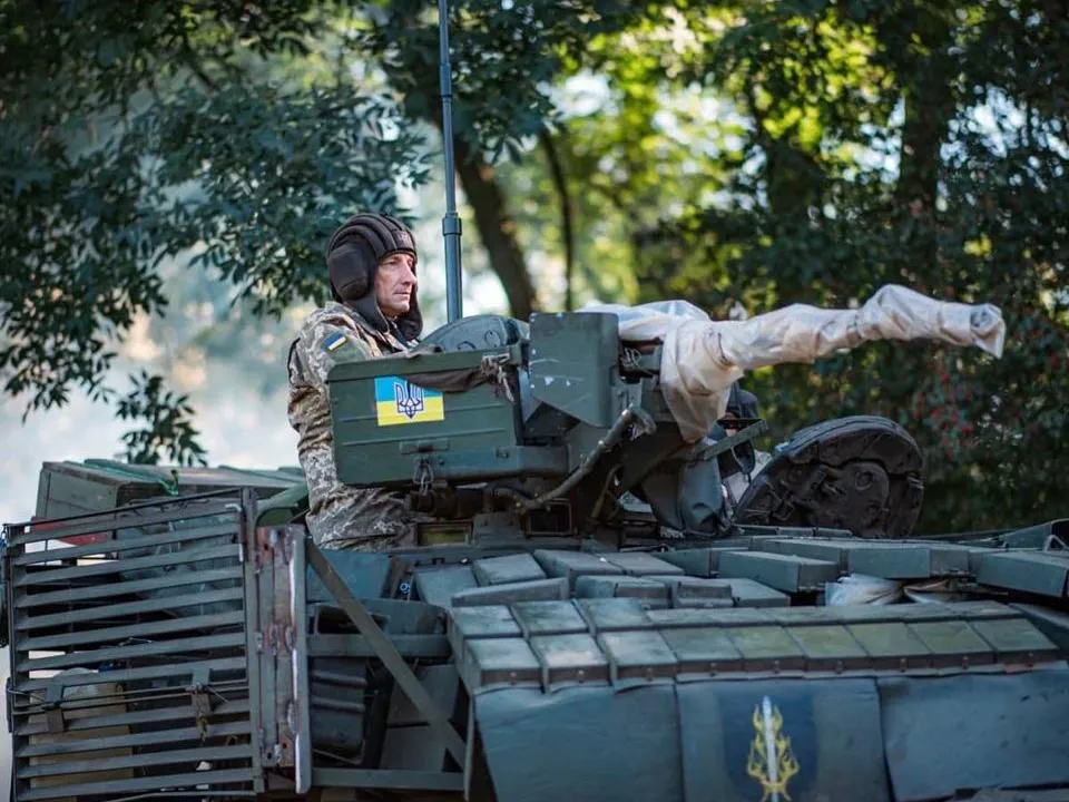 «Постоянно останавливались и пересиживали»: ополченец рассказал, как мирные жители покидали село под прицелами ВСУ