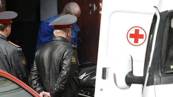 Тело 28-летнего мужчины нашли в подвале дома в Озерах