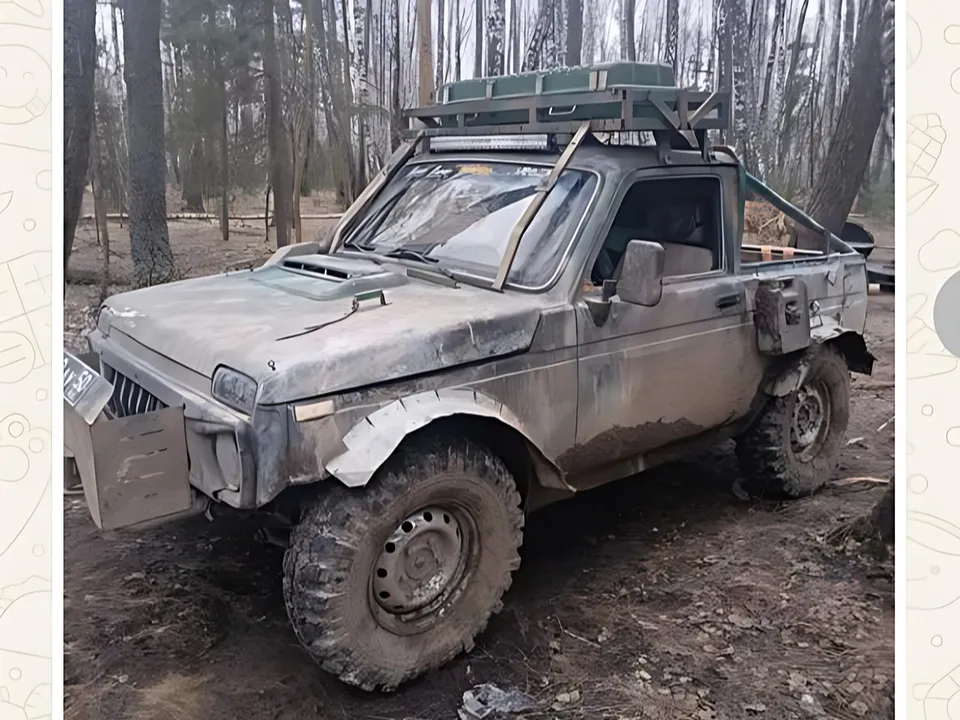 Боевой пикап «Нива» на фронте. Фото: личный архив Валерия Сайгакова