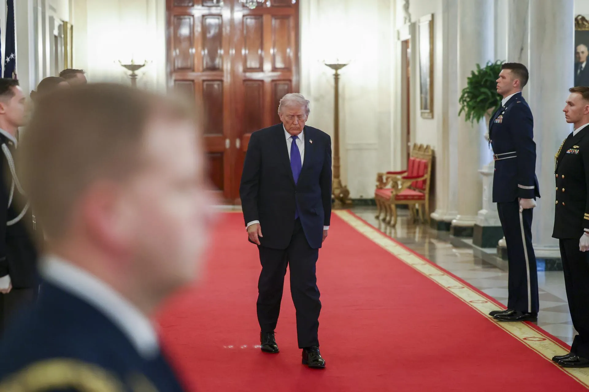 Jim LoScalzo — Pool via CNP/Keystone Press Agency