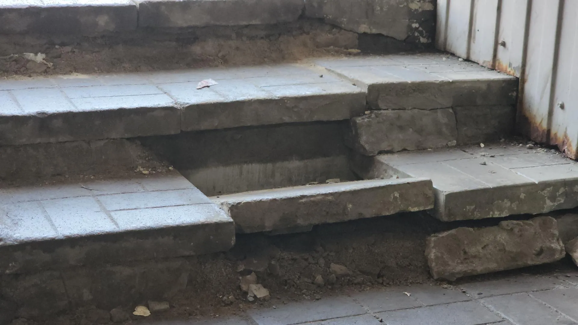 Роман Кутузов