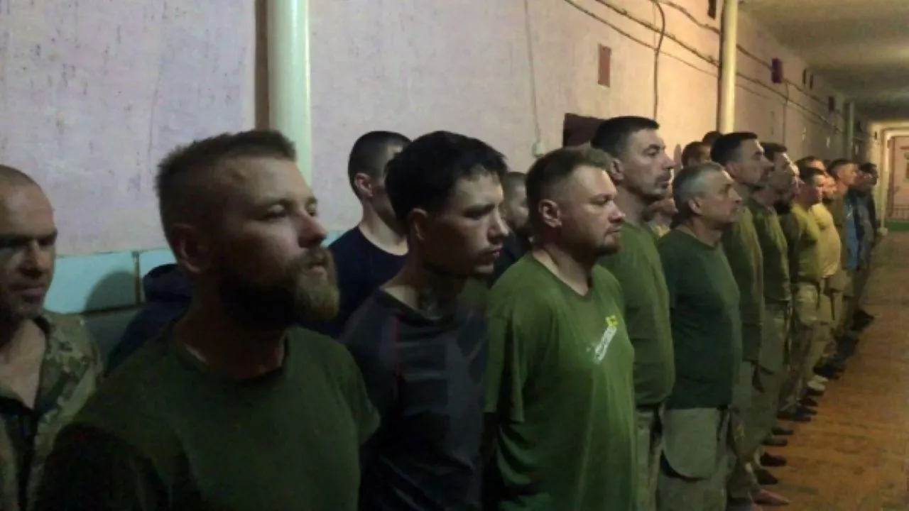 Киев официально признал нахождение в плену более 3,5 тысячи военных