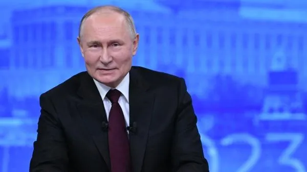 Политолог Марков считает, что Зеленский смотрел прямую линию с Путиным