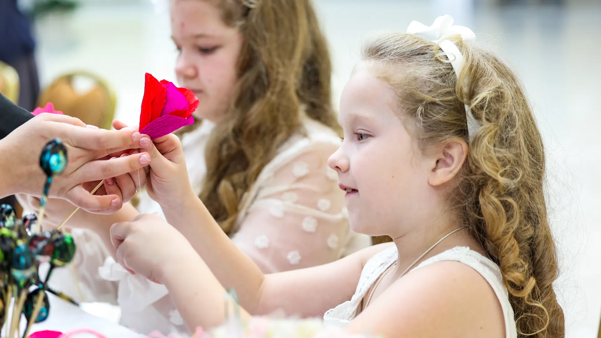 Многодетных матерей Подмосковья наградили в Красногорске