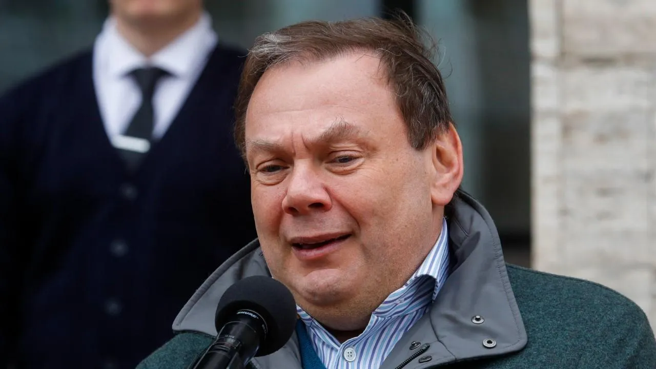 СМИ: Великобритания прекратила расследование возможного обхода санкций Фридманом