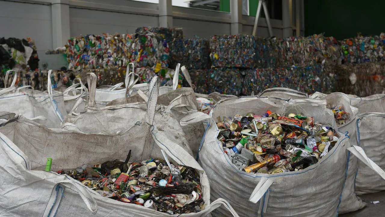 В тридцати субъектах федерации не были согласованы цифровые модели маршрутизации мусорных потоков