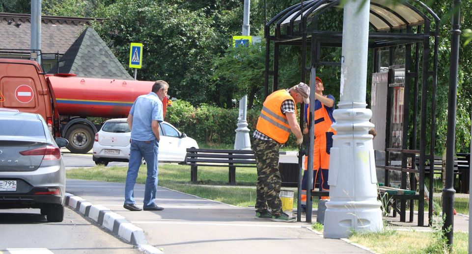 Автобусные остановки отремонтировали еще в 10 округах Подмосковья