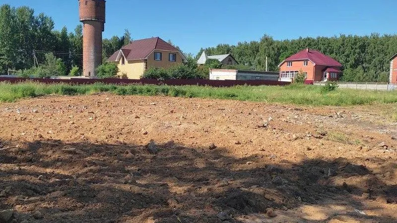 Недостроенное здание совхоза снесли в подмосковной Кашире