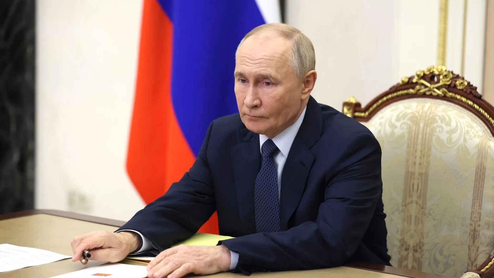 Путин пообещал дать ответ на продолжающиеся удары оружием Запада по России