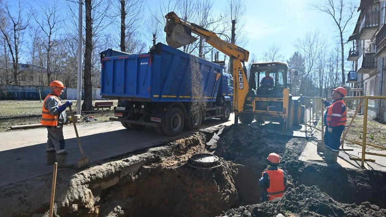 Более 4,5 млрд руб. выделили на ремонт 50 объектов водоотведения в Подмосковье в 2025 году