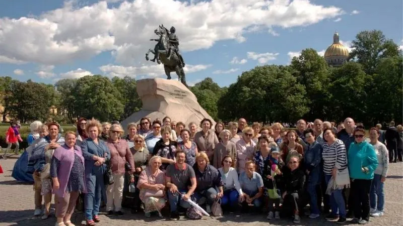 Победители конкурса «Лучший подъезд Подмосковья» отдохнут в г. Санкт-Петербург