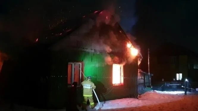 Пожар. Фото: пресс-служба ГУ МЧС РФ по Мо