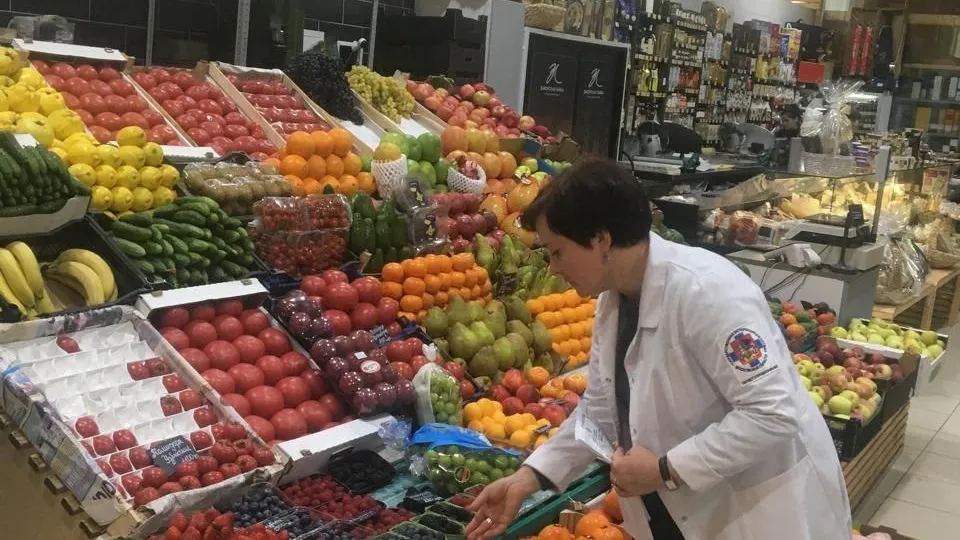 Госветслужба Подмосковья провела более ста тысяч исследований для оценки качества фруктов и овощей