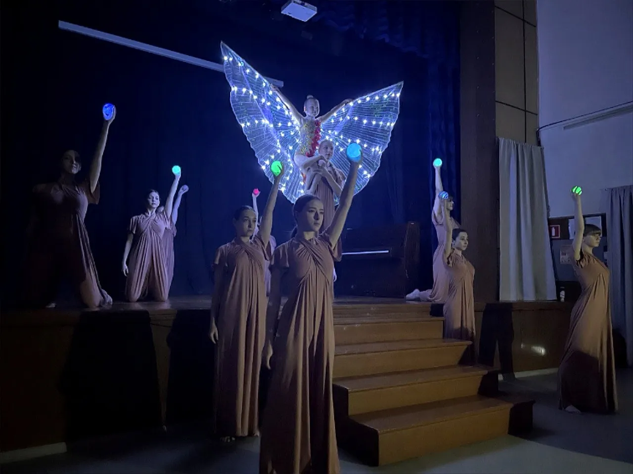 Фото: Образцовый Хореографический ансамбль «Солнышко»