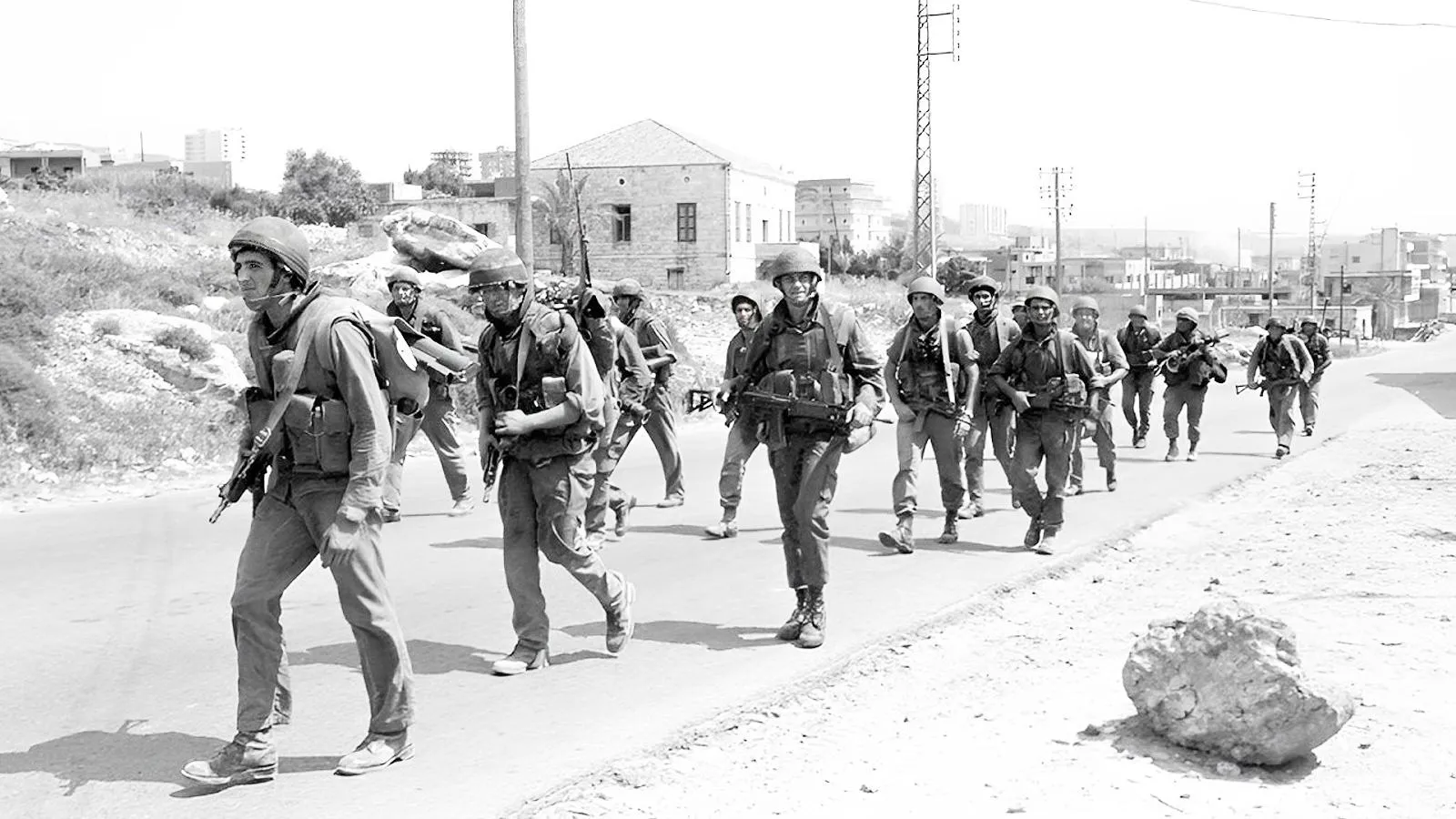 Израильские войска вторгаются в Ливан, 1982 год