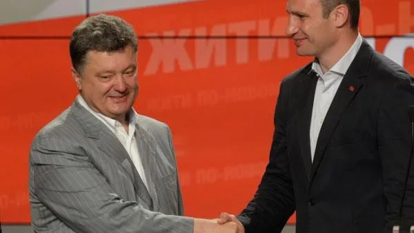 Политолог рассказал об ошибке, допущенной Кличко и Порошенко