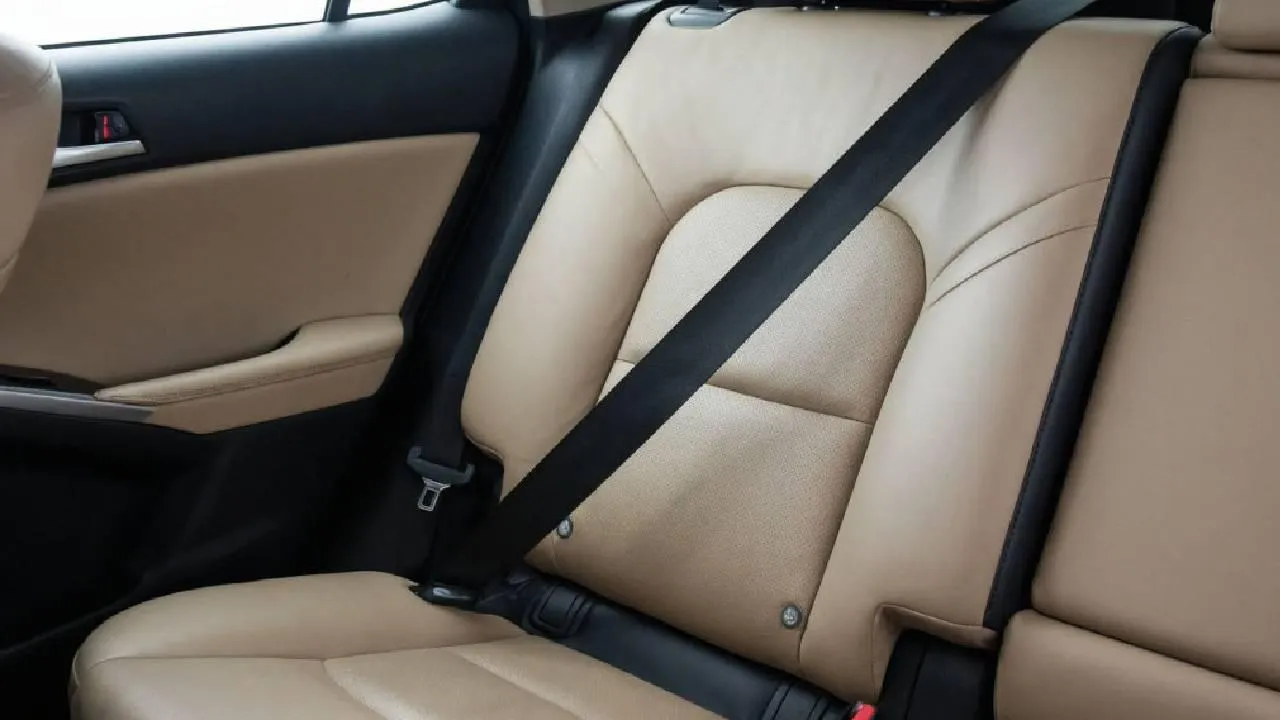 Вылетела через лобовое стекло: жительница Подмосковья на личном опыте убедилась, почему стоит пристегиваться