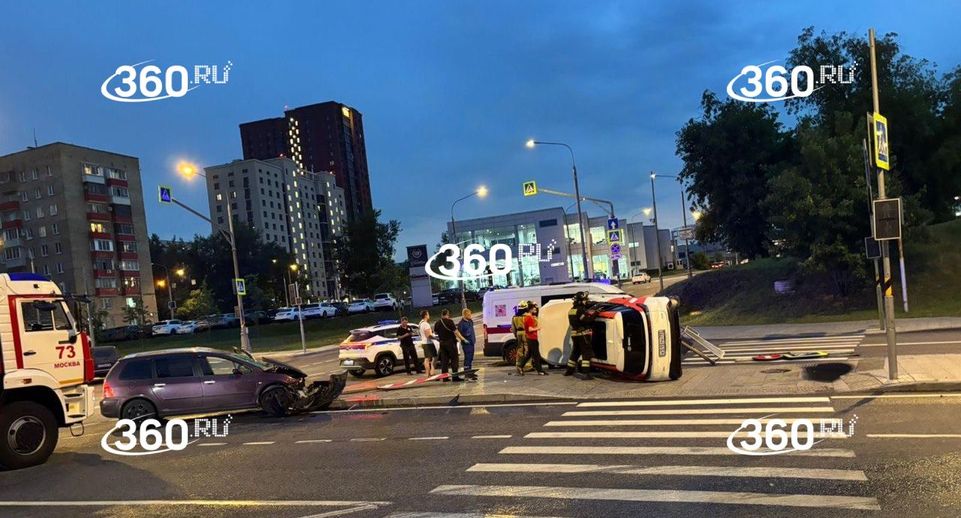 Источник 360.ru: в Марфино столкнулись автомобили, никто не пострадал