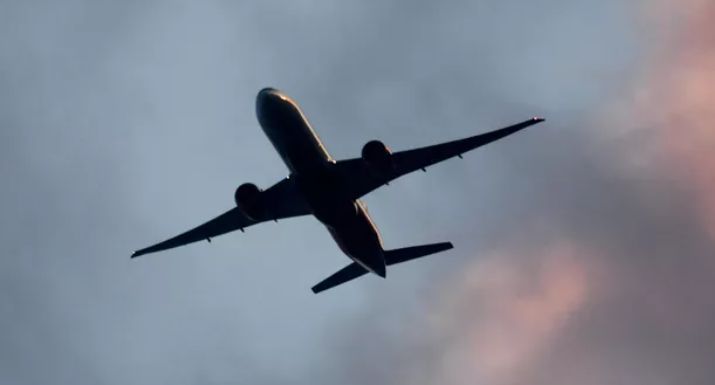Военкор Котенок: самолет НАТО Saab 340B шпионил в районе Петербурга и Пскова